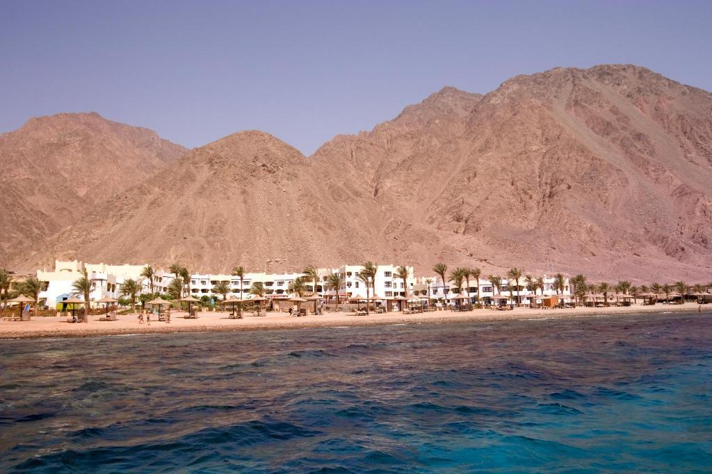 Aquamarine Sun Flower Resort Taba Esterno foto