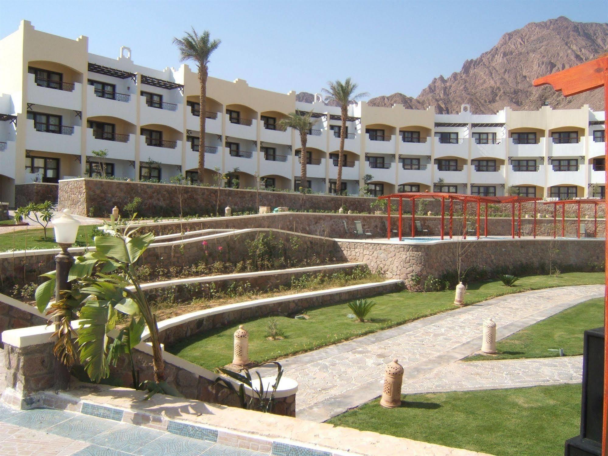 Aquamarine Sun Flower Resort Taba Esterno foto