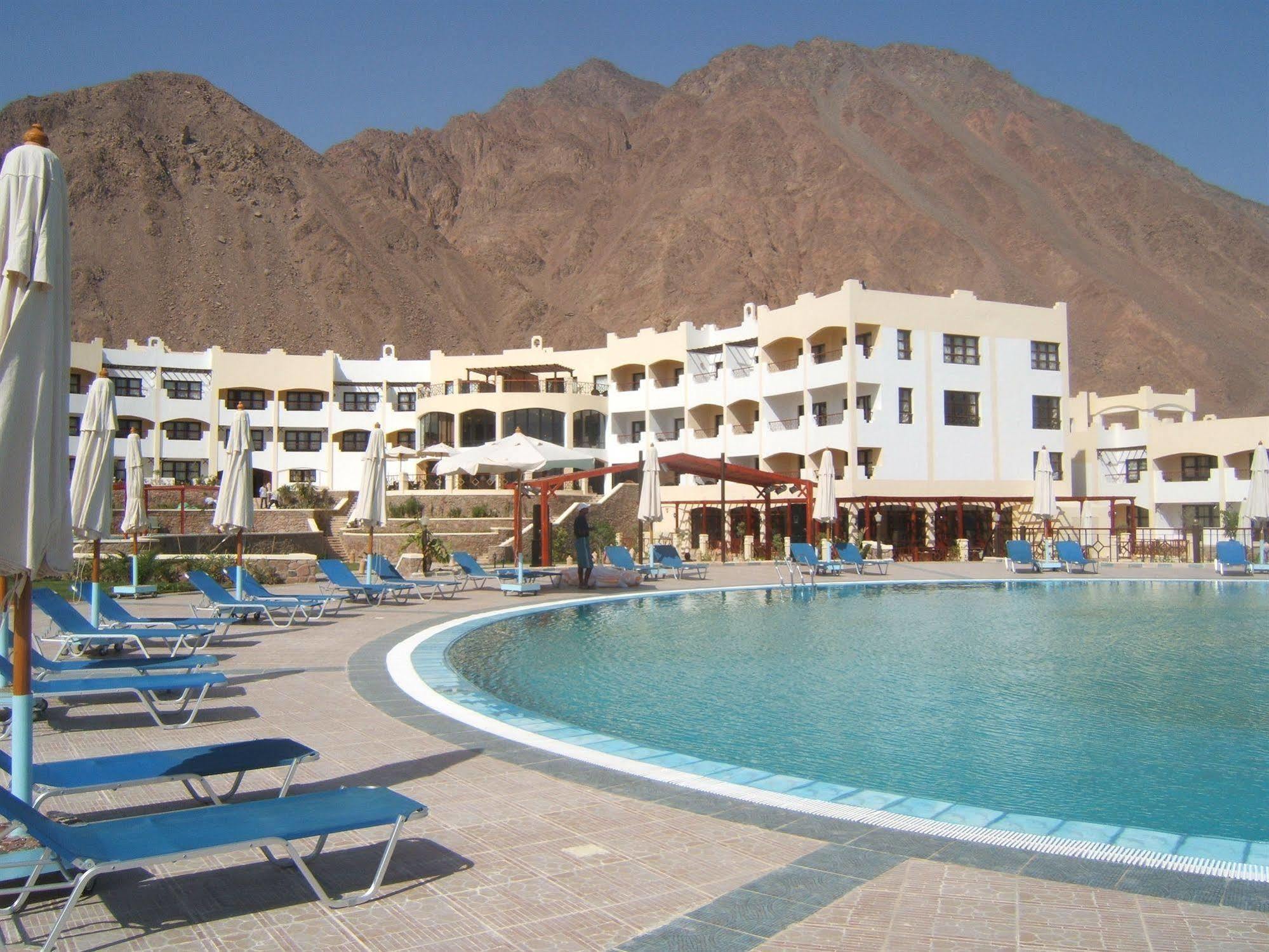 Aquamarine Sun Flower Resort Taba Esterno foto